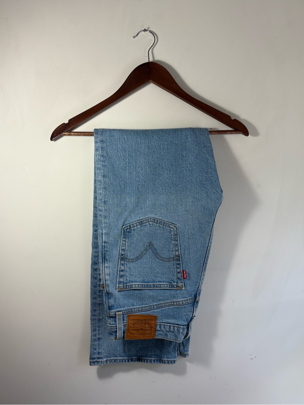 Levi's Light Blue Ribcage Straight Women's Jeans